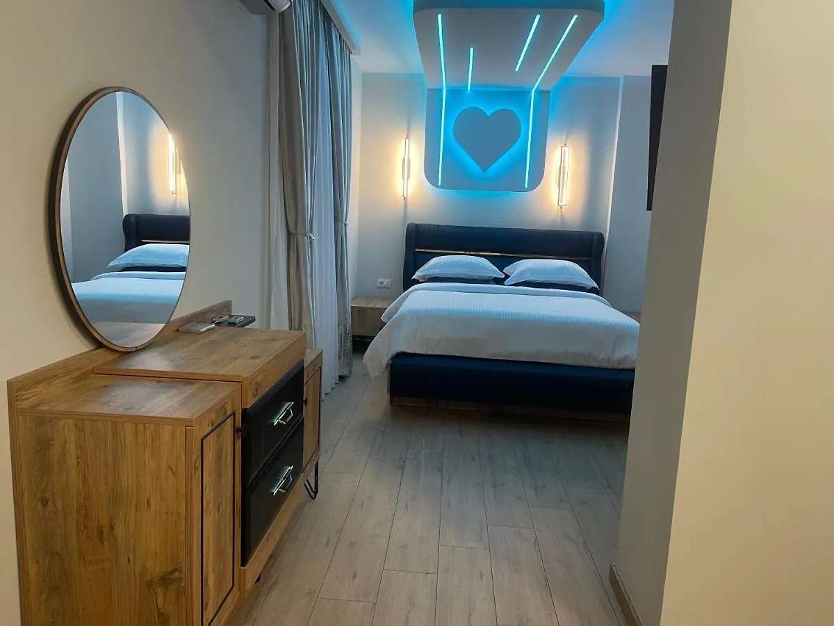 Suite In City Center ティラナ アパート